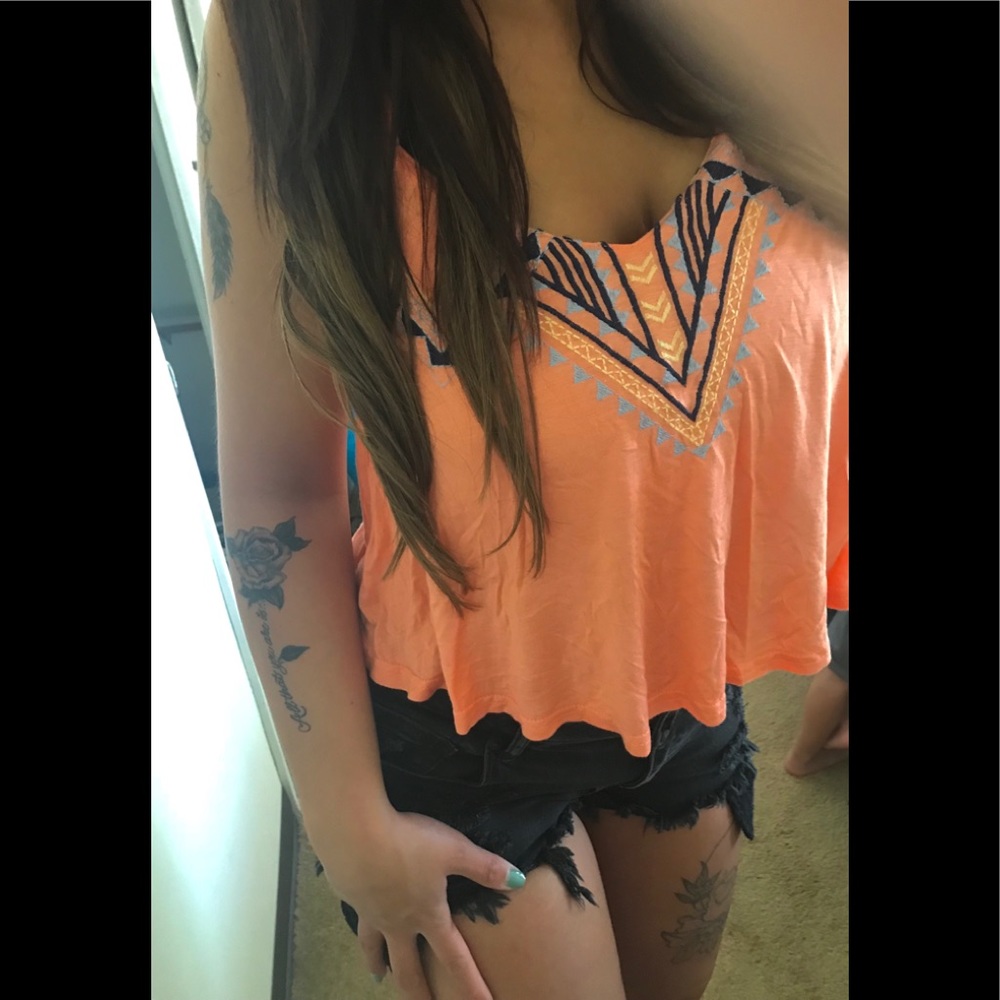 🌵☀️Cute and stylish crop top